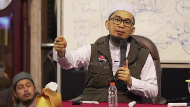 Segera Buang Benda Ini dari Rumah, Bisa Merusak Akidah Menurut Penjelasan Ustaz Adi Hidayat
            - galeri foto