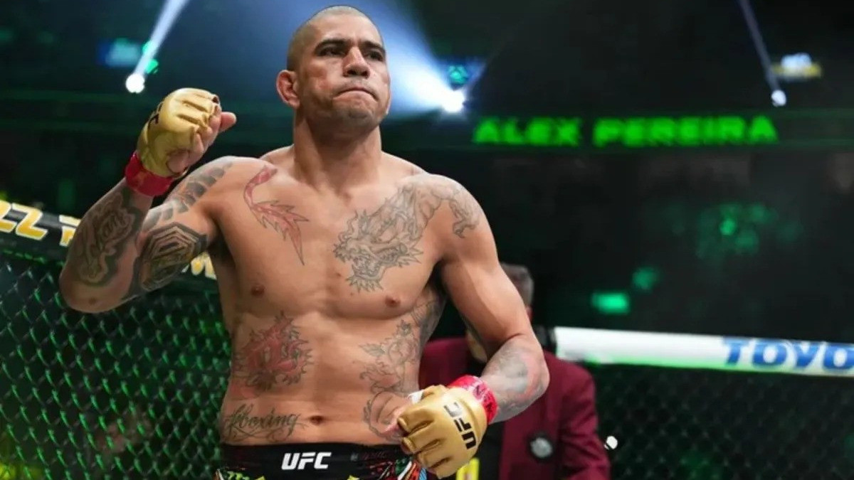 Alex Pereira petarung kelas berat ringan UFC