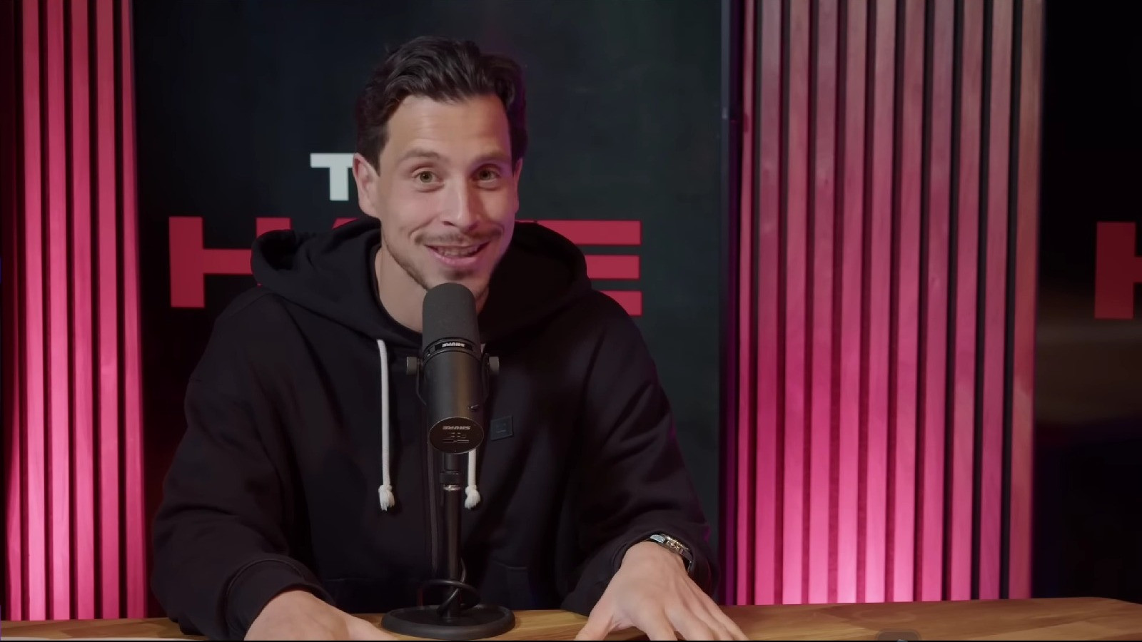 Bye-bye China, Thom Haye Ungkap Rencana Besar Timnas Indonesia demi Lolos ke Piala Dunia 2026
            - galeri foto