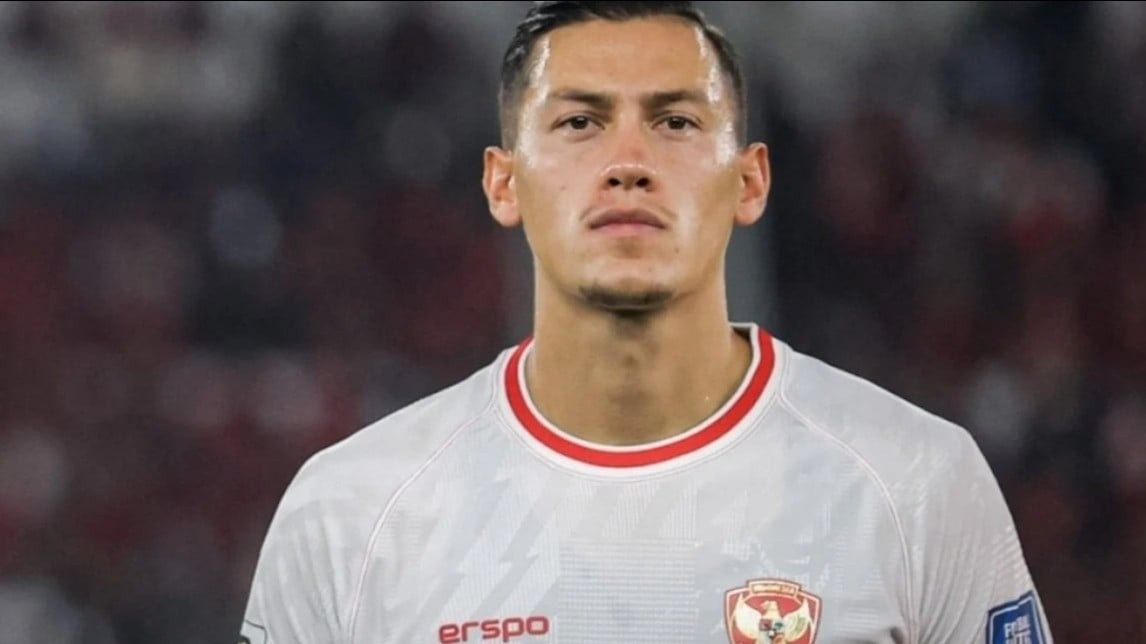 67e369c304125-jawaban-jujur-bang-jay-soal-pilihan-tandemnya-yang-bikin-asyik-pemain-tawadhu-rizky-ridho-atau-mess-hilgers 67e369c304125-jawaban-jujur-bang-jay-soal-pilihan-tandemnya-yang-bikin-asyik-pemain-tawadhu-rizky-ridho-atau-mess-hilgers