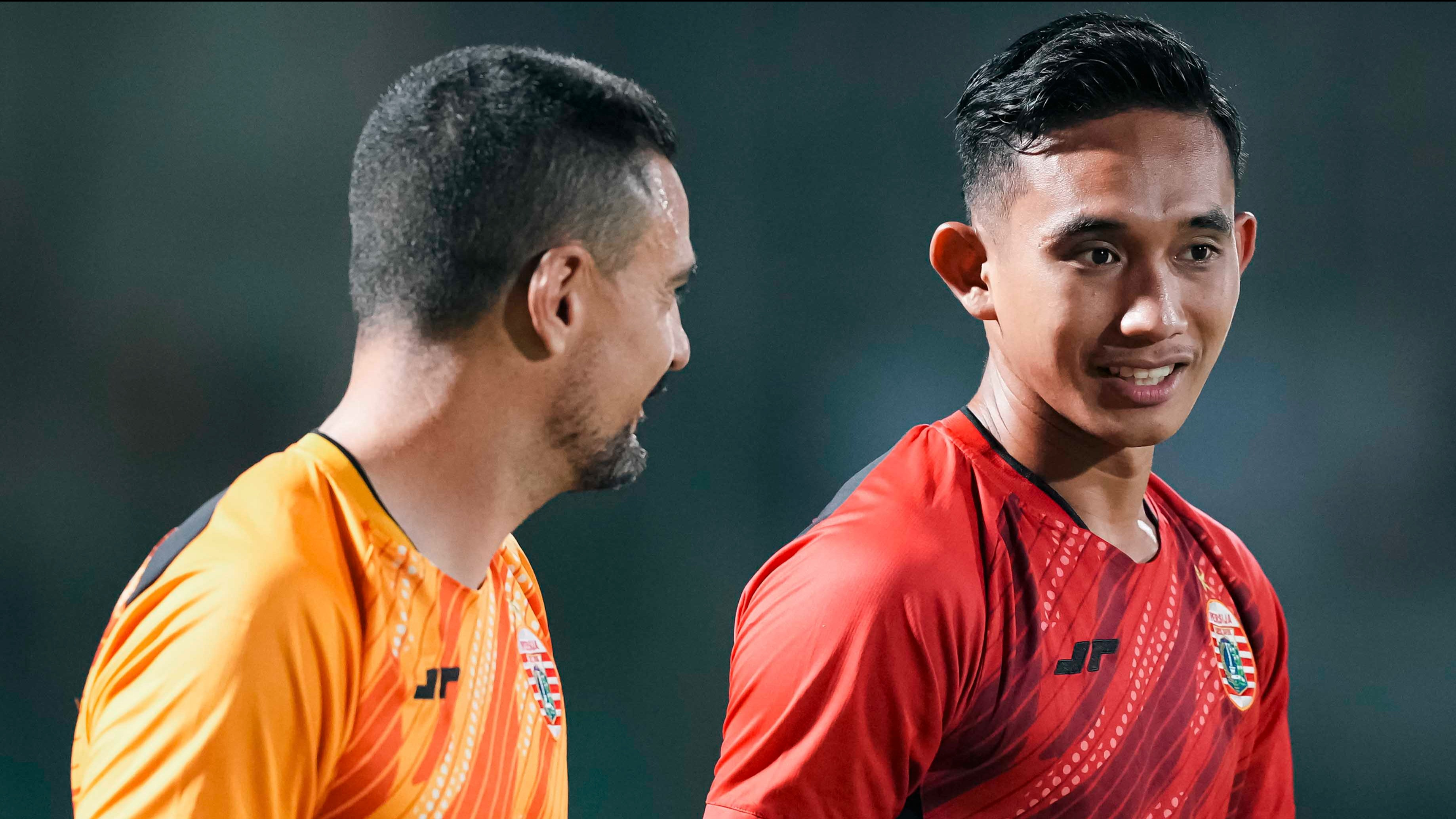 Persija Jakarta Ambil Keputusan Resmi, Rizky Ridho Reunian dengan Shin Tae-yong? Eks Pelatih Timnas Indonesia Bilang …
            - galeri foto