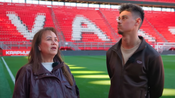 Mees Hilgers Berani Bersaksi soal Omongan Calvin Verdonk Jelang Debut di SUGBK Bersama Timnas Indonesia: Lebih Baik …
            - galeri foto