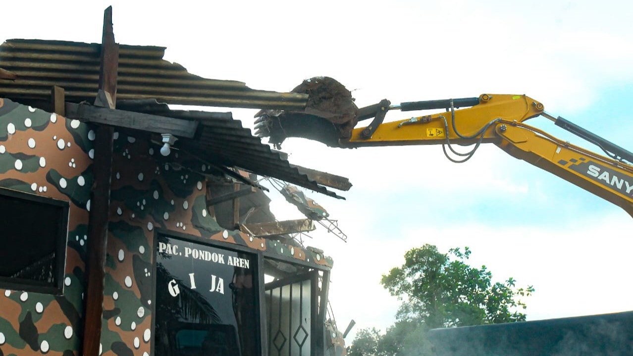 Usai Ormas Hercules Dihantam Kabar Buruk, Sekjen GRIB Jaya Intruksikan Anggotanya Lakukan Perlawanan
            - galeri foto