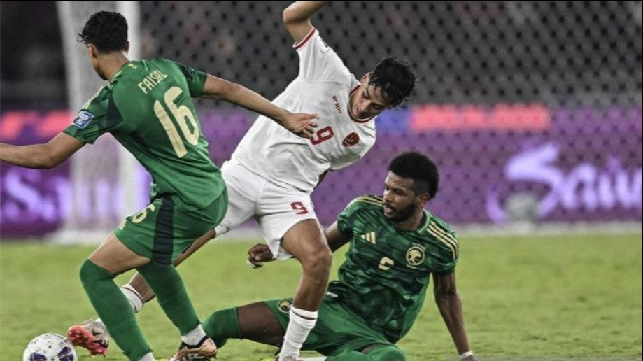 Reaksi Fans Indonesia Soal Hasil Drawing Round 4 Kualifikasi Piala Dunia 2026, Manajer Timnas Indonesia: Saya Pilih Arab Saudi, Kedua Harapannya...
            - galeri foto