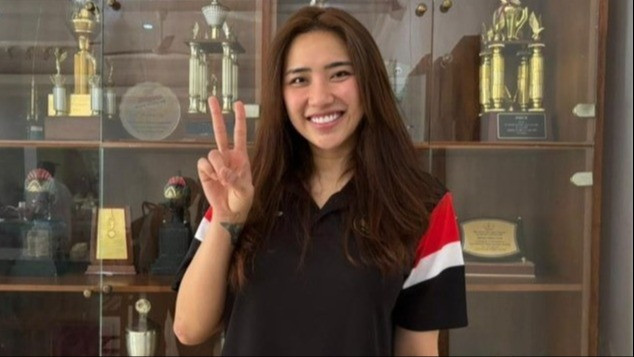 Yolla Yuliana