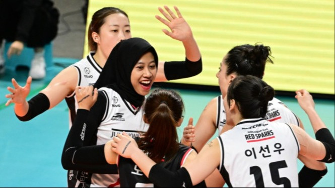 One News Update: Media Amerika 'Senggol' Kualitas Megawati Hangestri di Turki, Fasilitas Mobil Mewah, Apartemen dan Gaji Mentereng Menanti Mega, Ternyata Perlakuan Red Sparks Selama ini…
            - galeri foto