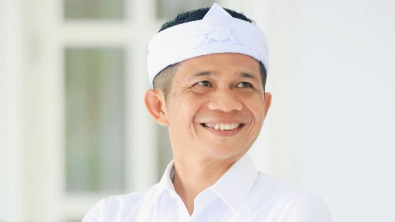 Imbas Tuai Kontroversi, Lagu Lalaki Langit Bupati Purwakarta Disomasi Lembaga Non Pemerintah di Jabar
            - galeri foto