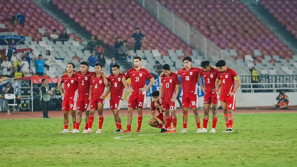 Tak Mau Tutupi Lagi, Pelatih Timnas Thailand U-23 Jujur soal Drama Eksekusi Kakang Rudianto: Semua Wasit, Baik Wasit Utama dan Hakim Garis...
            - galeri foto