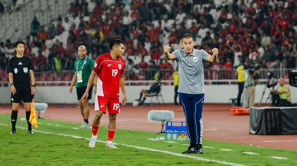 Warga Thailand Berbondong-bondong 'Sindir' Shin Tae-yong Usai Tim Gajah Perang Kalah di Semifinal Piala AFF U-23: Kami Doakan Kalian Semuanya...
            - galeri foto