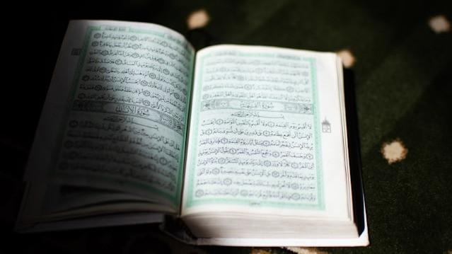 Ilustrasi Al-Quran
