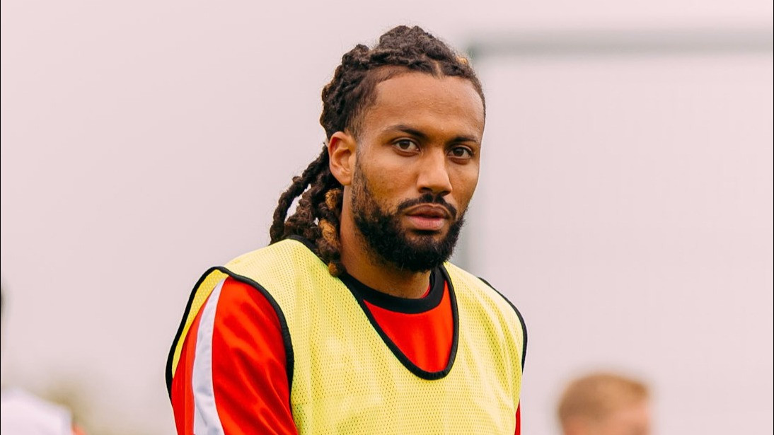 Nasib Tragis Jairo Riedewald: Gagal Dinaturalisasi Timnas Indonesia, Kini di Ambang Terluntang-lantung Tanpa Klub
            - galeri foto