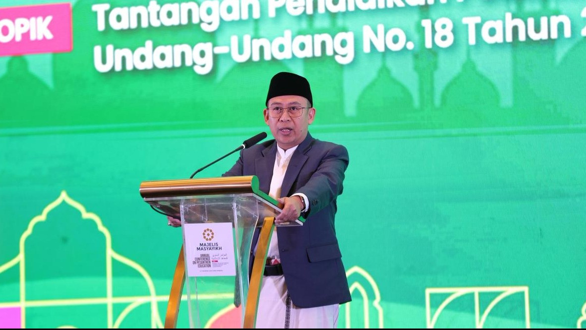 Ketua Majelis Masyayikh Abdul Ghaffar Rozin