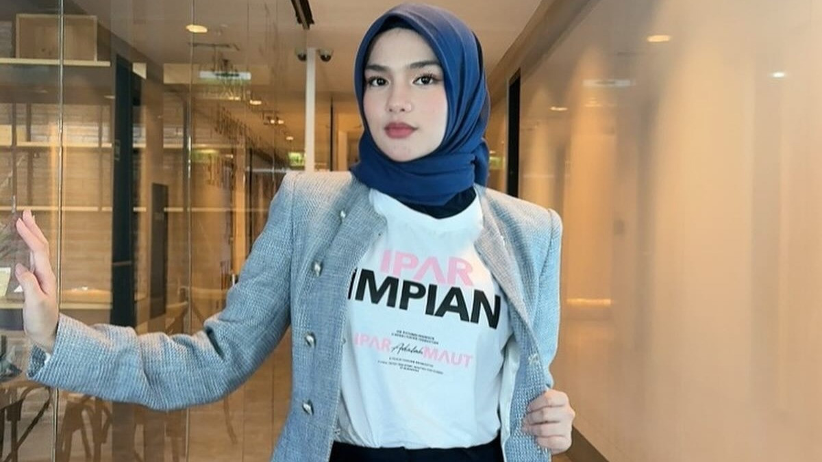 Pemeran Rani di film Ipar Adalah Maut, Davina Karamoy
