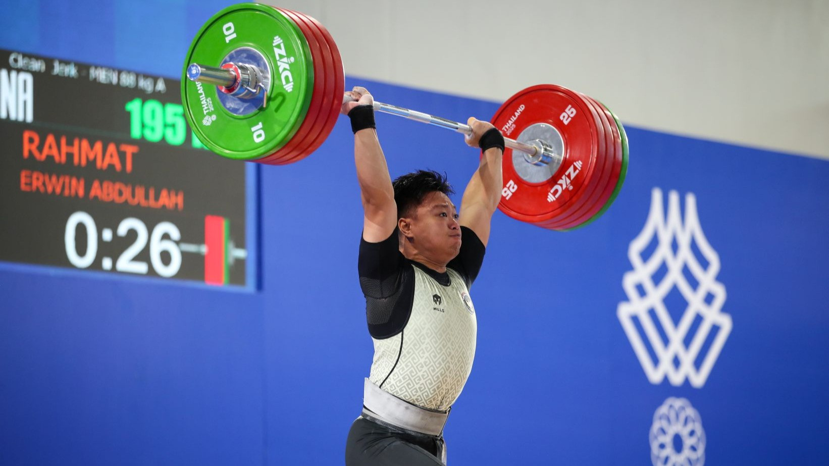 Rahmat Erwin Abdullah Sabet Emas Angkat Besi 88 Kg