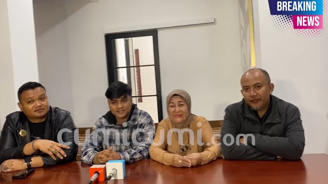 Jauh-jauh ke Jakarta, Ini 3 Hal yang Diminta Ressa Rizky dari Denada
            - galeri foto