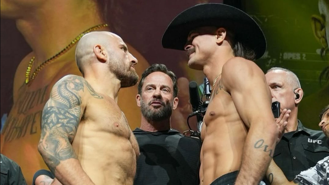 Alexander Volkanovski Ngotot Tantang Justin Gaethje, Siap Pensiun Usai Rebut Gelar Kelas Ringan UFC
            - galeri foto