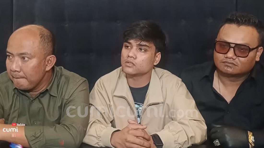 Usai Denada Akui Sebagai Anak, Ressa Masih Menanti Satu Hal dari Sang Ibu
            - galeri foto