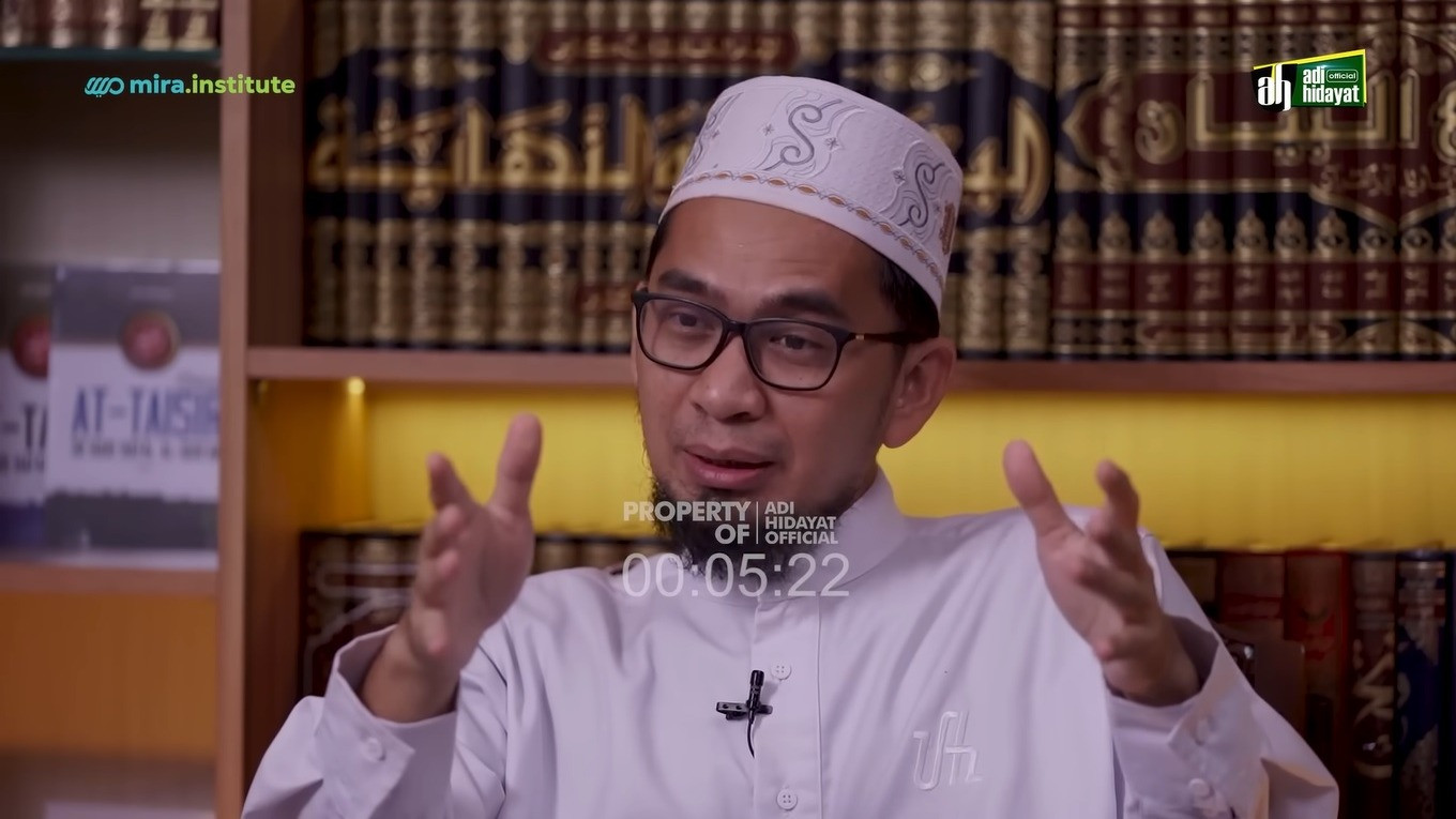 Potret Ustaz Adi Hidayat