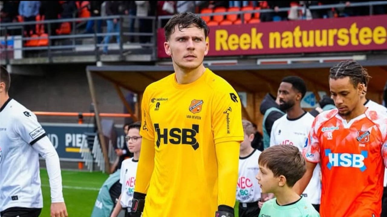 Kiper Eropa berdarah Surabaya, Kayne van Oevelen
