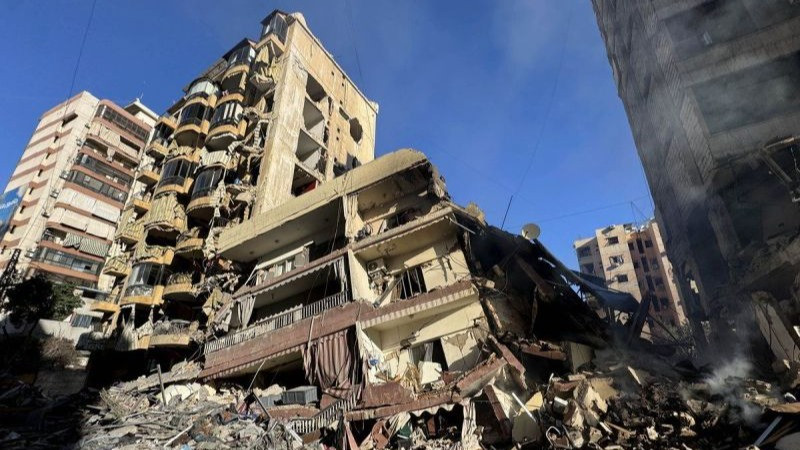 Kondisi bangunan yang rusak akibat serangan udara Israel di pinggiran selatan Beirut, Lebanon, Senin (9/3/2026).