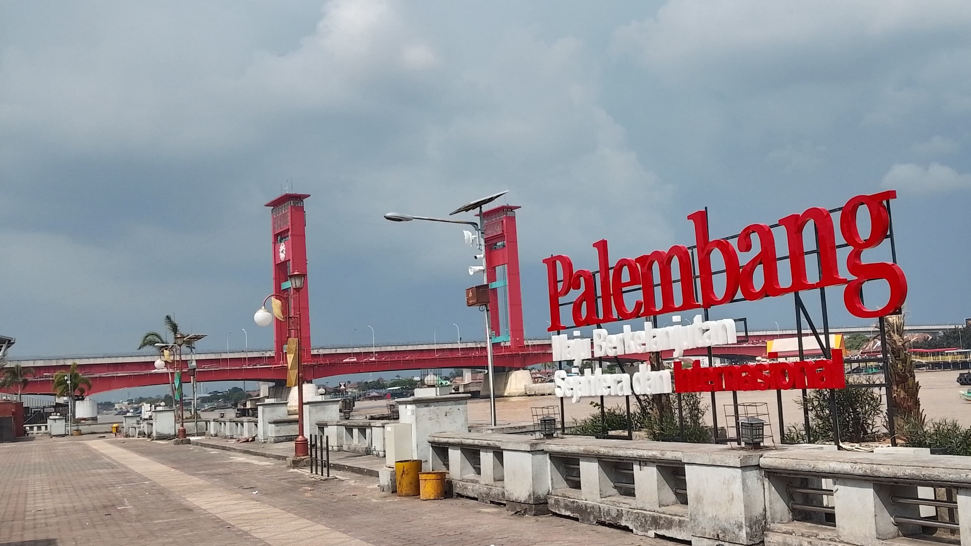 Jembatan Ampara Kota Palembang.
