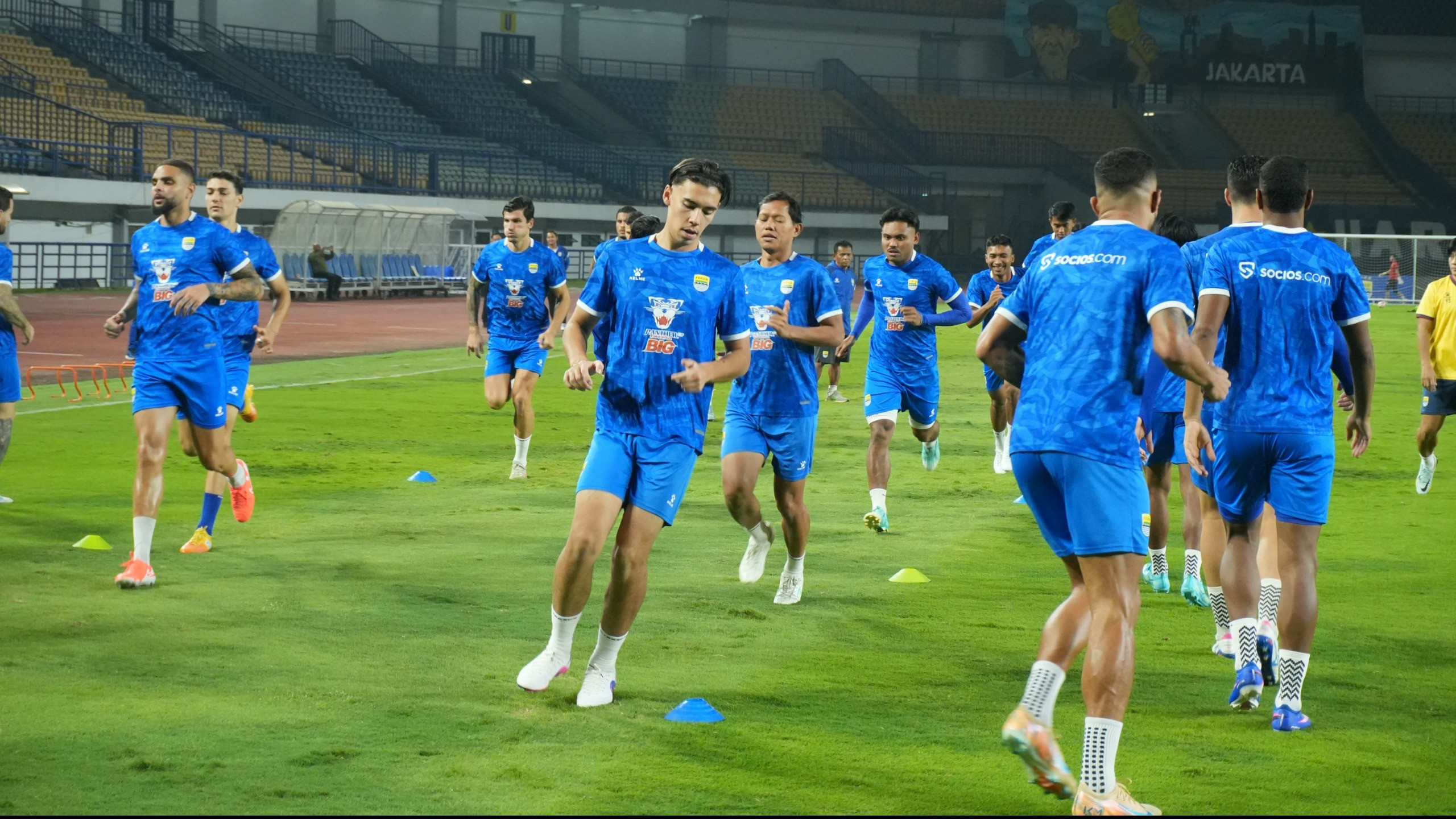 Pemain Persib Bandung, Dion Marx