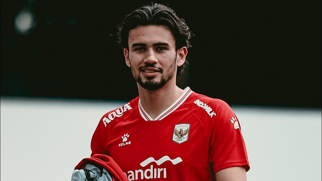 Pemain Timnas Indonesia Nathan Tjoe-A-On