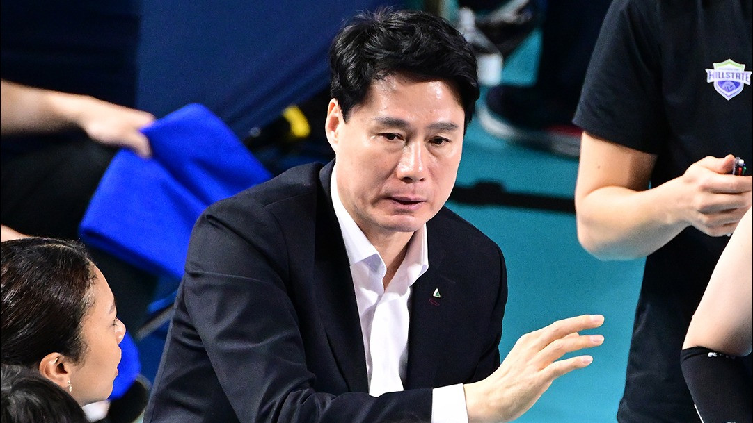 Pelatih Hillstate Kang Sung-hyung