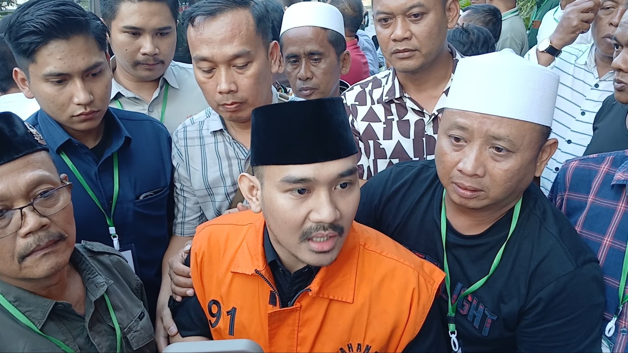 Bupati Bekasi nonaktif Ade Kuswara Kunang