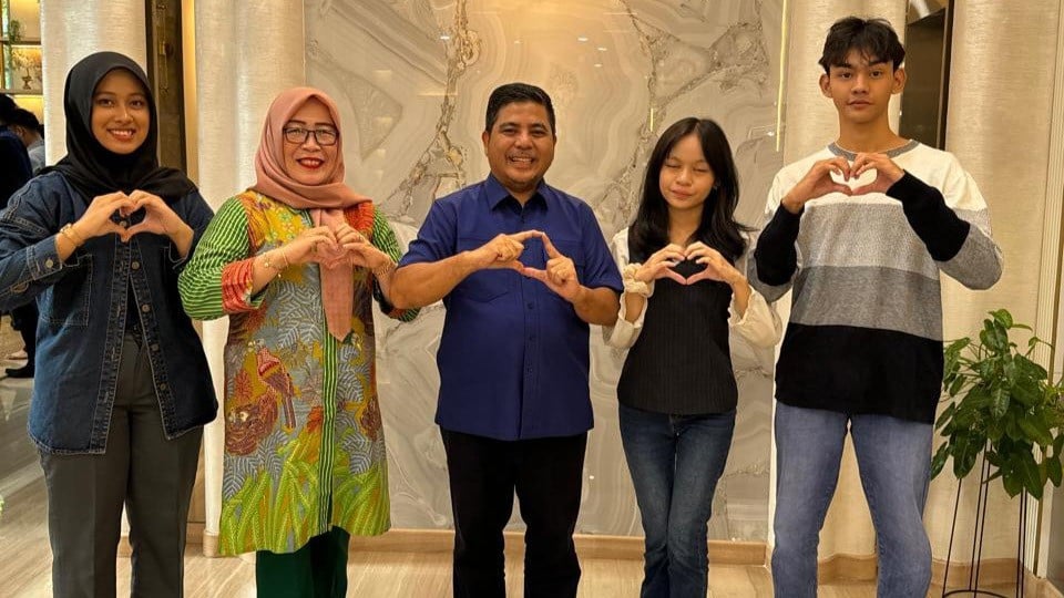 Diperlakukan Tak Adil oleh Dewan Juri LCC 4 Pilar MPR RI, Peserta SMAN 1 Pontianak Justru Banjir Dukungan