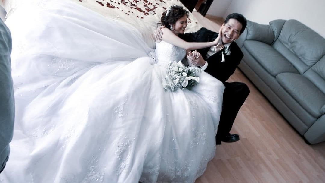 Foto pernikahan Sherly Tjoanda dengan Benny Laos