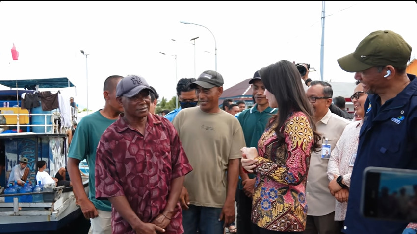 Gubernur Malut Sherly Tjoanda temui nelayan Ternate