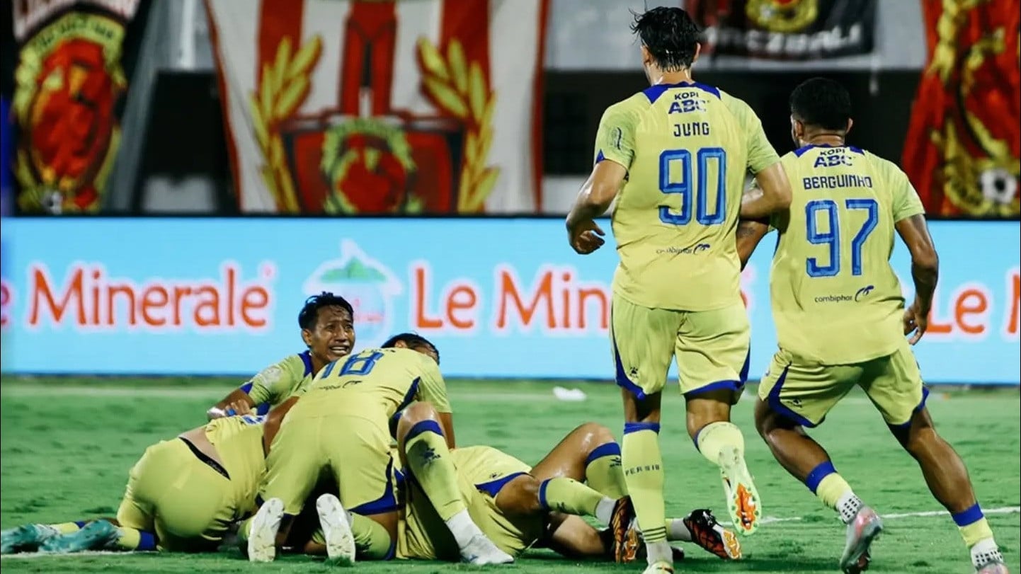 Persib Bandung menang dari PSM Makassar