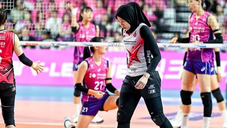 Megawati Hangestri saat masih berseragam Red Sparks