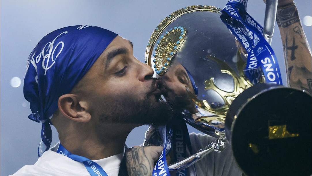 Layvin Kurzawa juara Super League bersama Persib Bandung