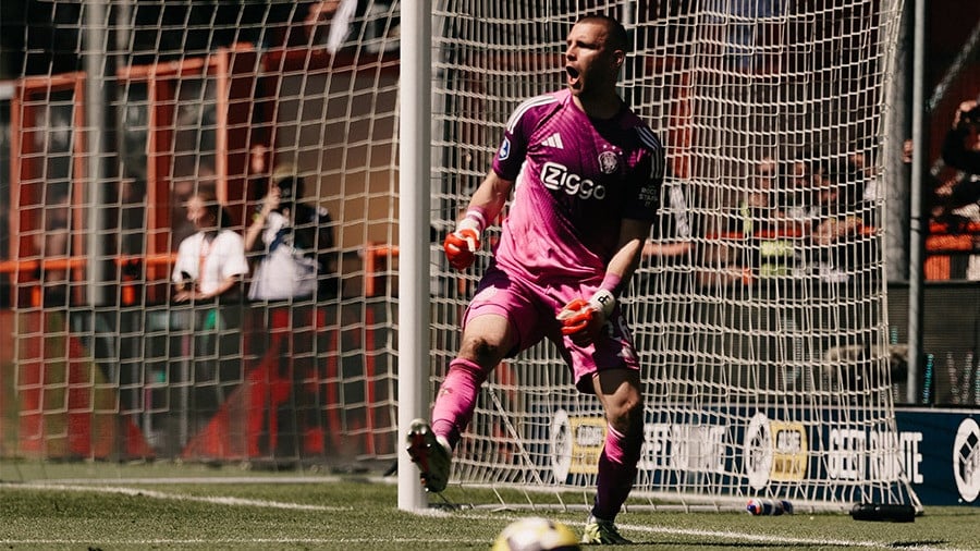 Kiper Timnas Indonesia, Maarten Paes
