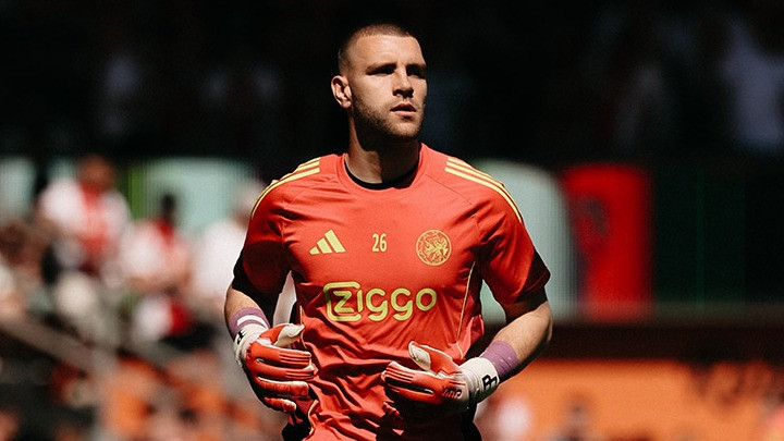 Kiper Timnas Indonesia, Maarten Paes