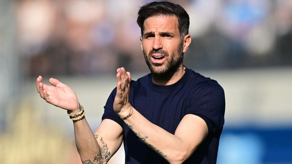 Pelatih Como Cesc Fabregas