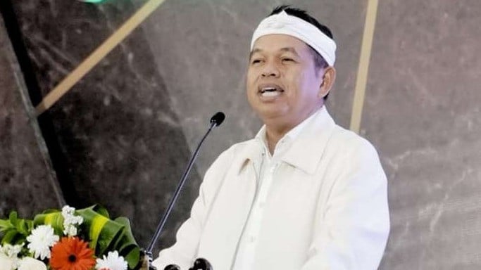 Gubernur Jawa Barat, Dedi Mulyadi (KDM) pada Puncak perayaan hari ulang tahun (HUT) ke-80 Kodam III/Siliwangi di Graha Manggala Siliwangi, Kota Bandung, Jumat (22/5) malam.