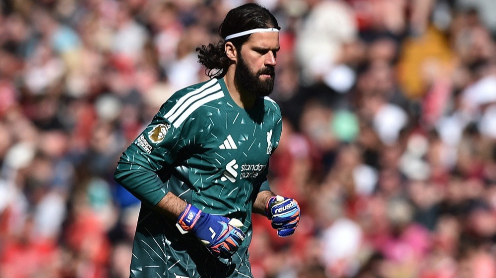 Kiper Liverpool Alisson Becker