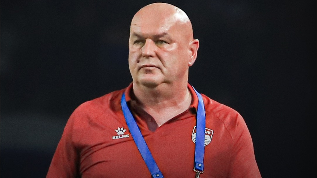 Bojan Hodak tinggalkan Persib Bandung