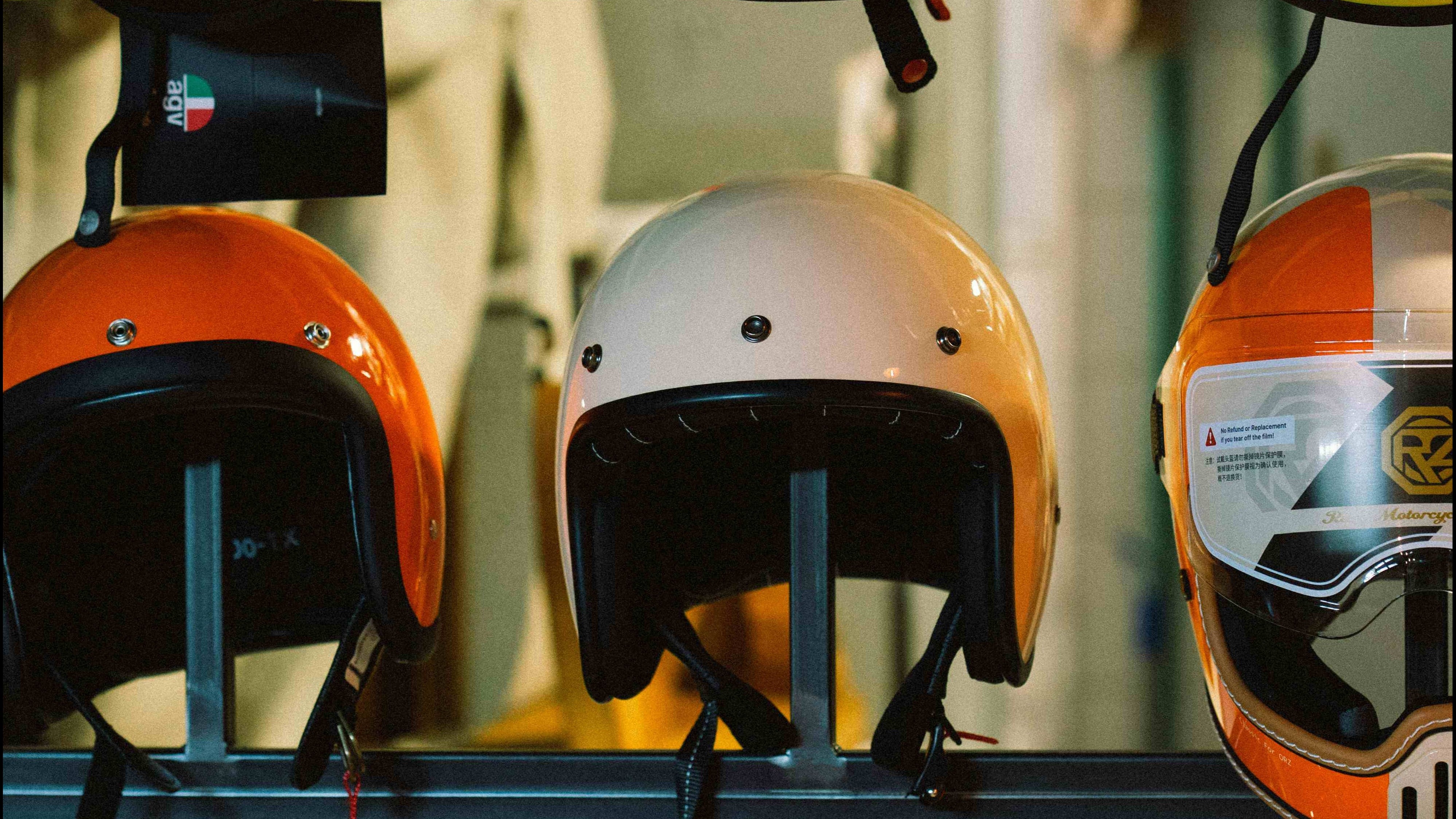 Ilustrasi Helm
