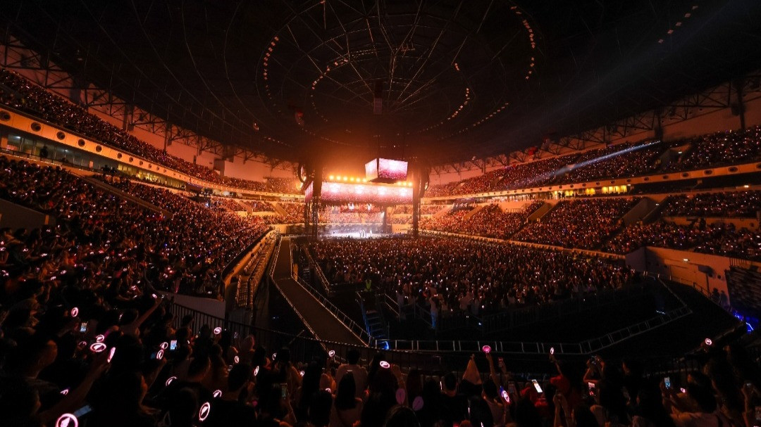 Konser F-FOREVER di Jakarta