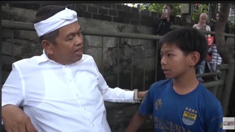 Gubernur Jawa Barat, Dedi Mulyadi saat di Sukajadi Bandung.