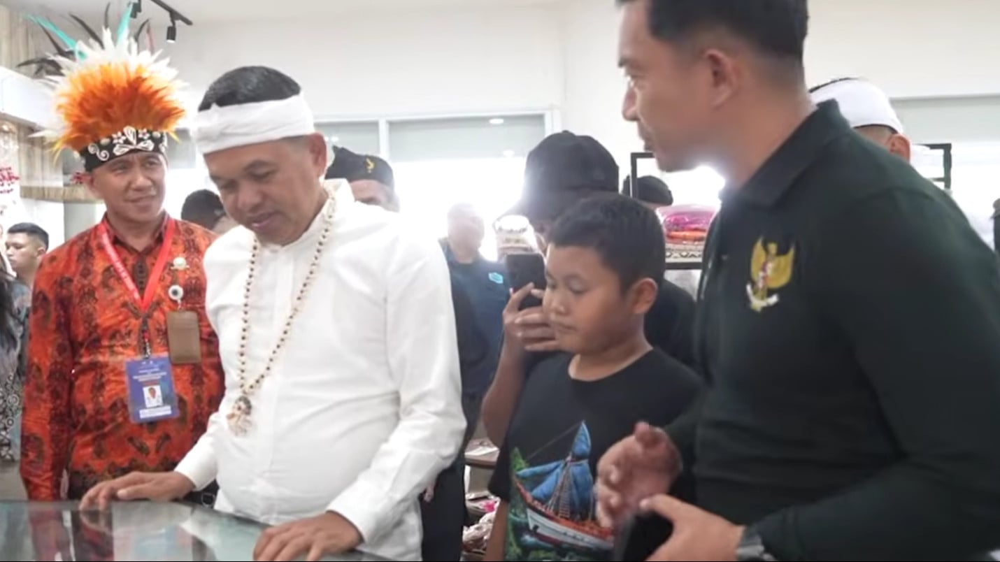 Momen Dedi Mulyadi borong dagangan UMKM Papua