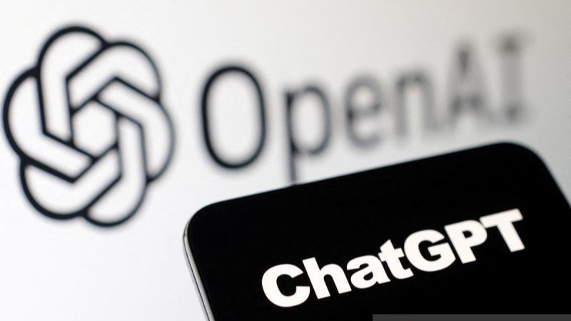 Ilustrasi - Logo ChatGPT dengan latar logo OpenAI.
