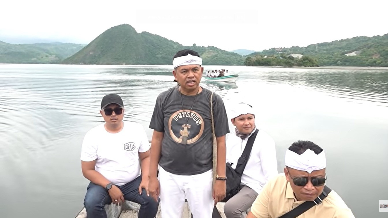 Dedi Mulyadi menuju Kampung Tobati Papua