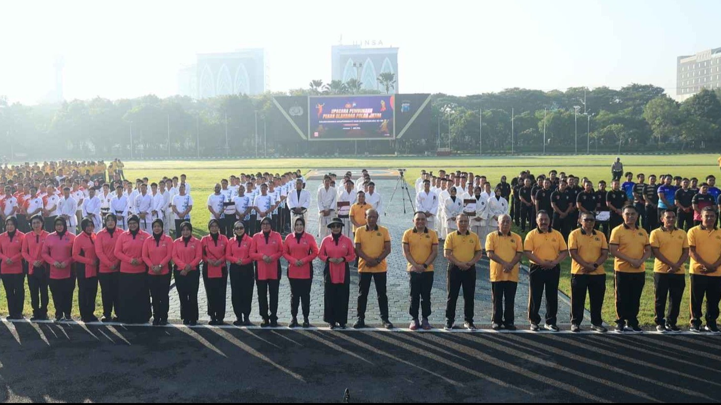 Kapolda Jatim Buka Pekan Olahraga Hari Bhayangkara ke-80