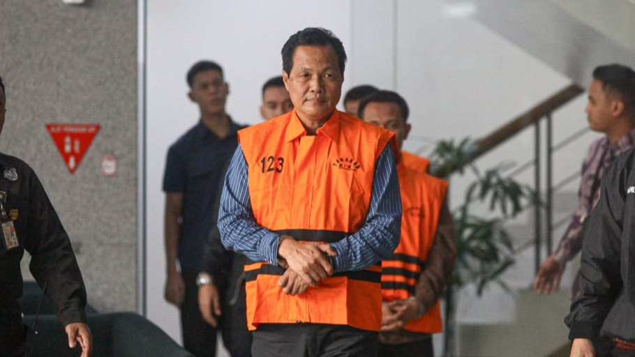 Lensa Berbicara: Bupati Muara Enim Kenakan Rompi Tahanan KPK Usai OTT