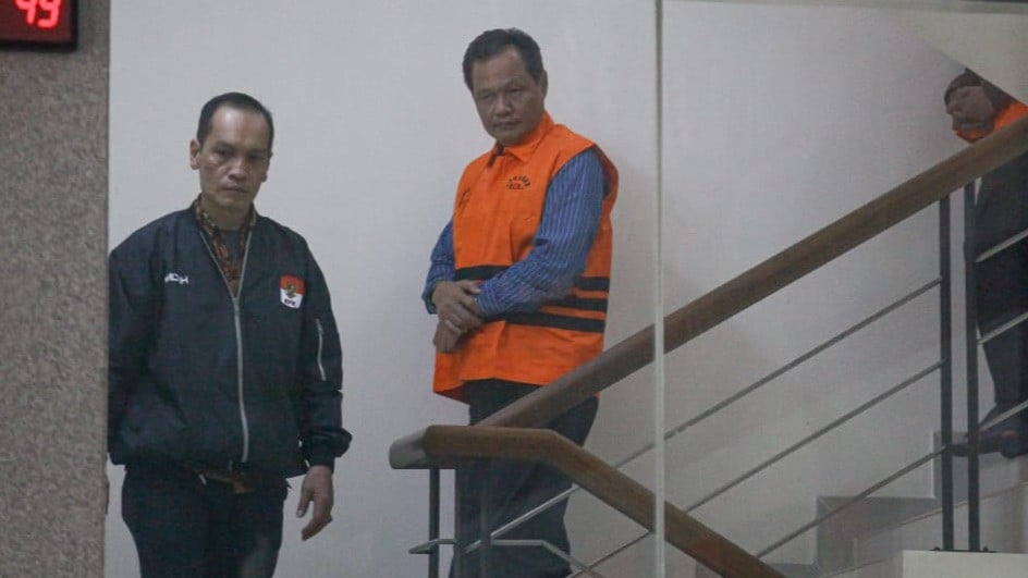 Lensa Berbicara: Bupati Muara Enim Kenakan Rompi Tahanan KPK Usai OTT
